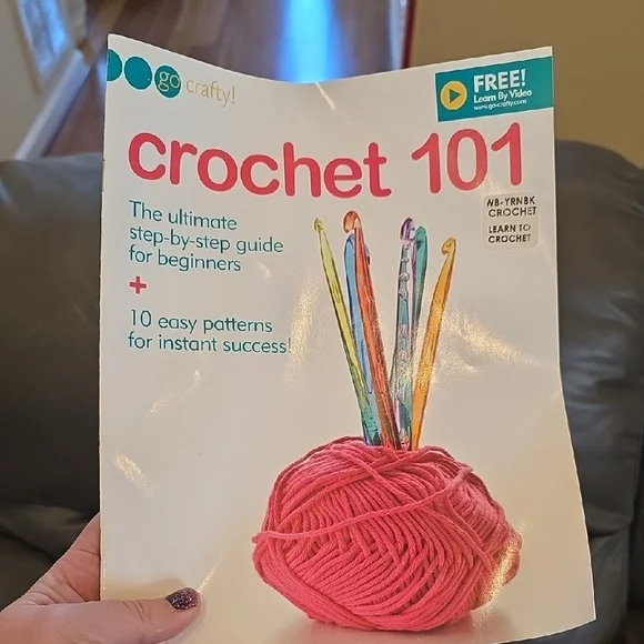 Crochet 101 Kit with Yarn and Hooks - Picture 7 of 8